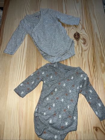 Bodies bébé 1mois