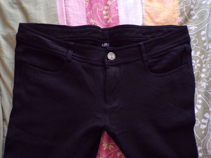 Pantalon noir stretch T42 - photo numéro 2