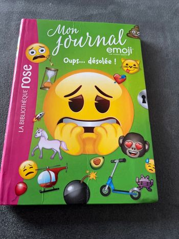 Livre bibliothèque rose mon journal emoji tome 8