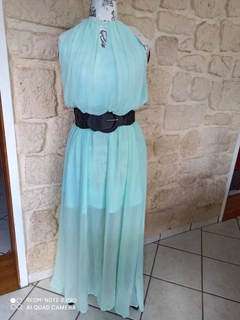 Jolie robe longue neuve TM