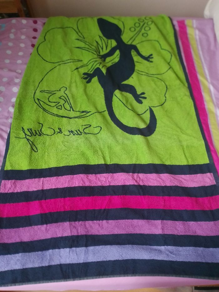 Grande serviette de bain où de plage
salamandre lézard - photo numéro 10