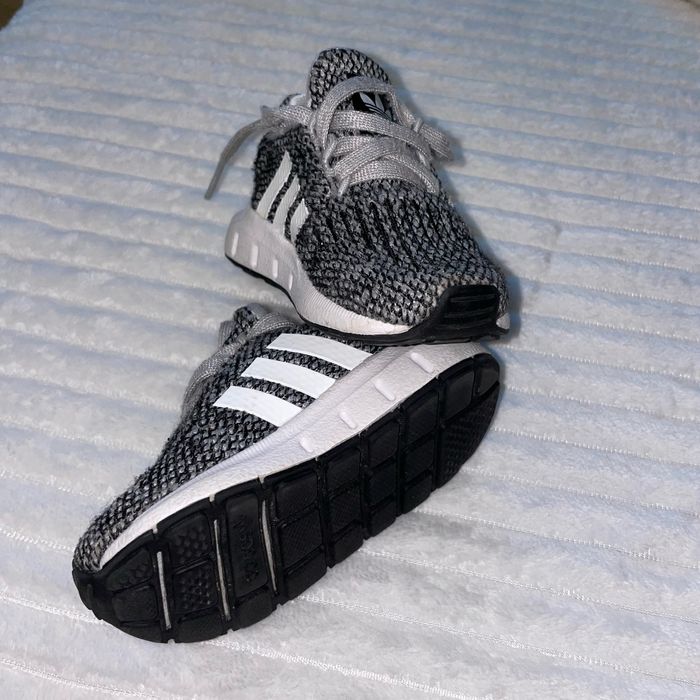 Basket adidas - photo numéro 2