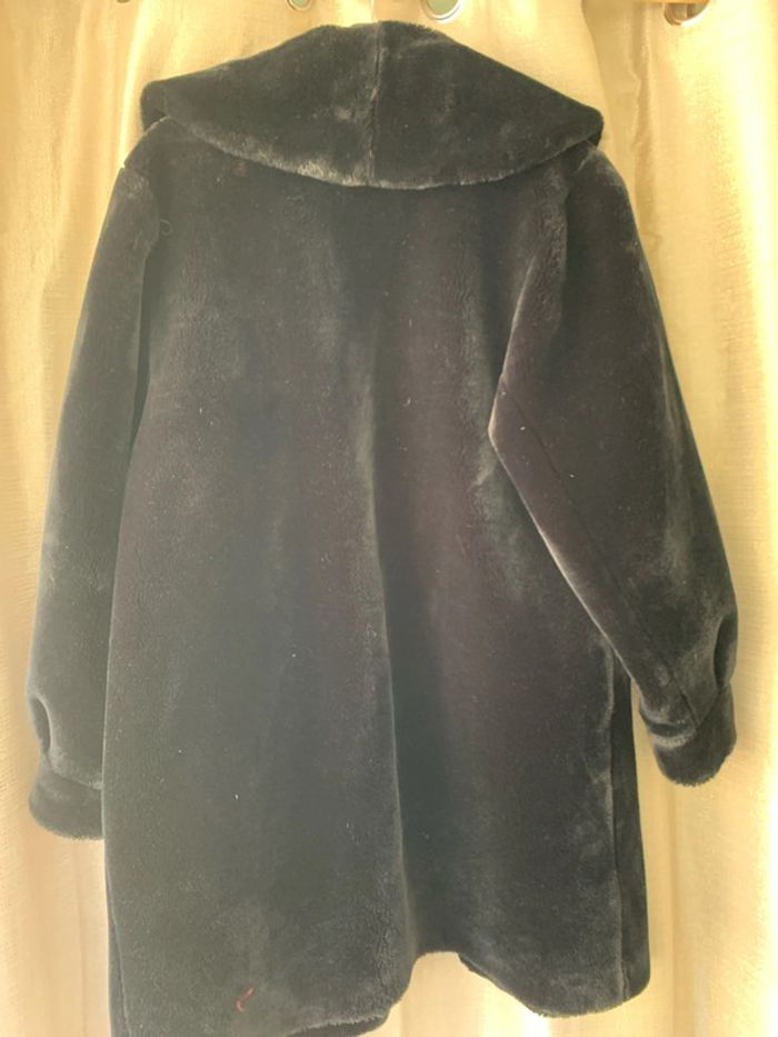 Manteau fausse fourrure noir - photo numéro 7