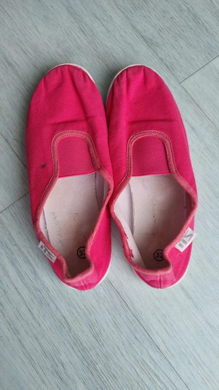 Chaussons rose pointure 32 - photo numéro 2