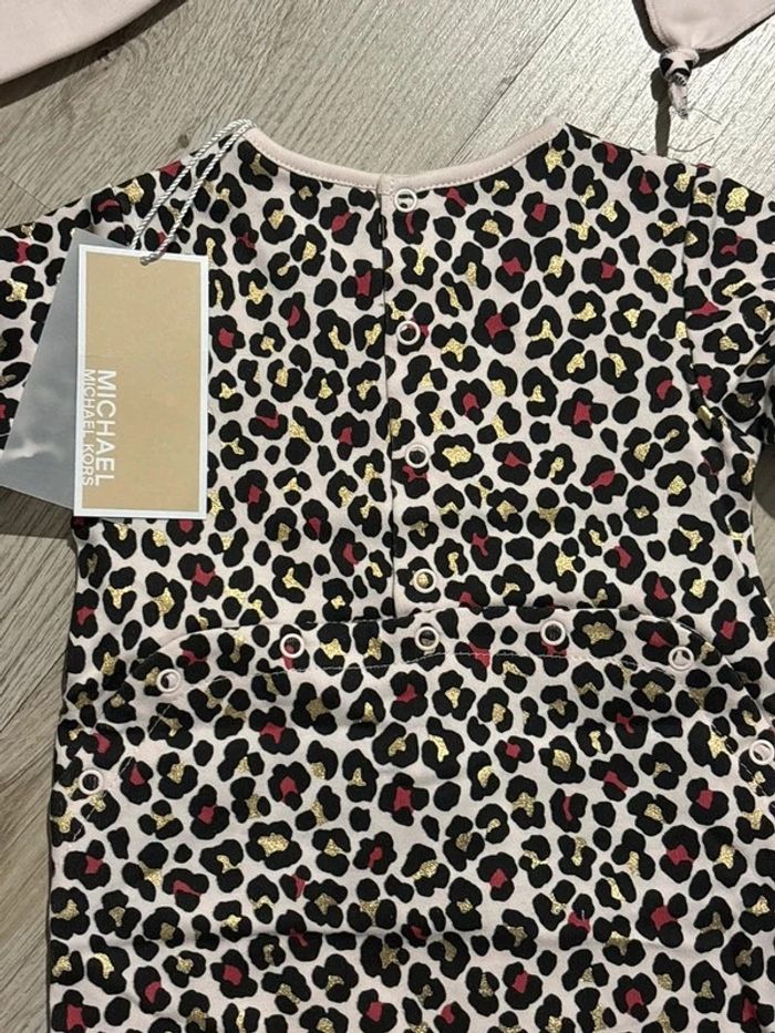 Ensemble 3 pièce pyjama bonnet pour bébé fille 3 mois Michael Kors - photo numéro 7