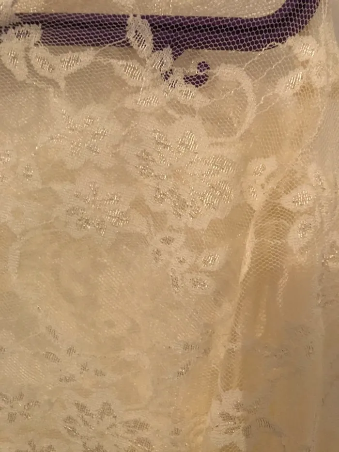 Haut tout dentelle fine TBE Taille 5 - photo numéro 3