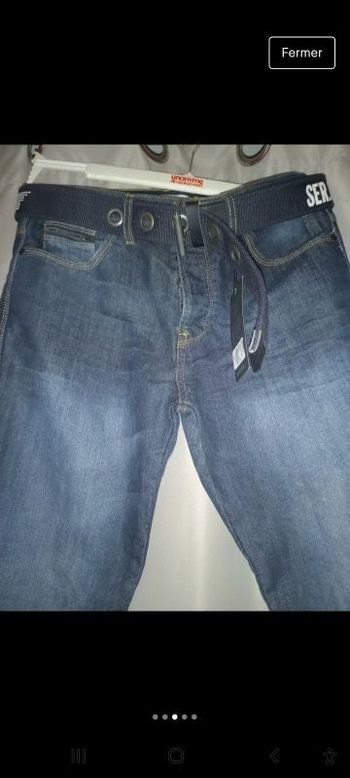 Jeans avec ceinture neuf