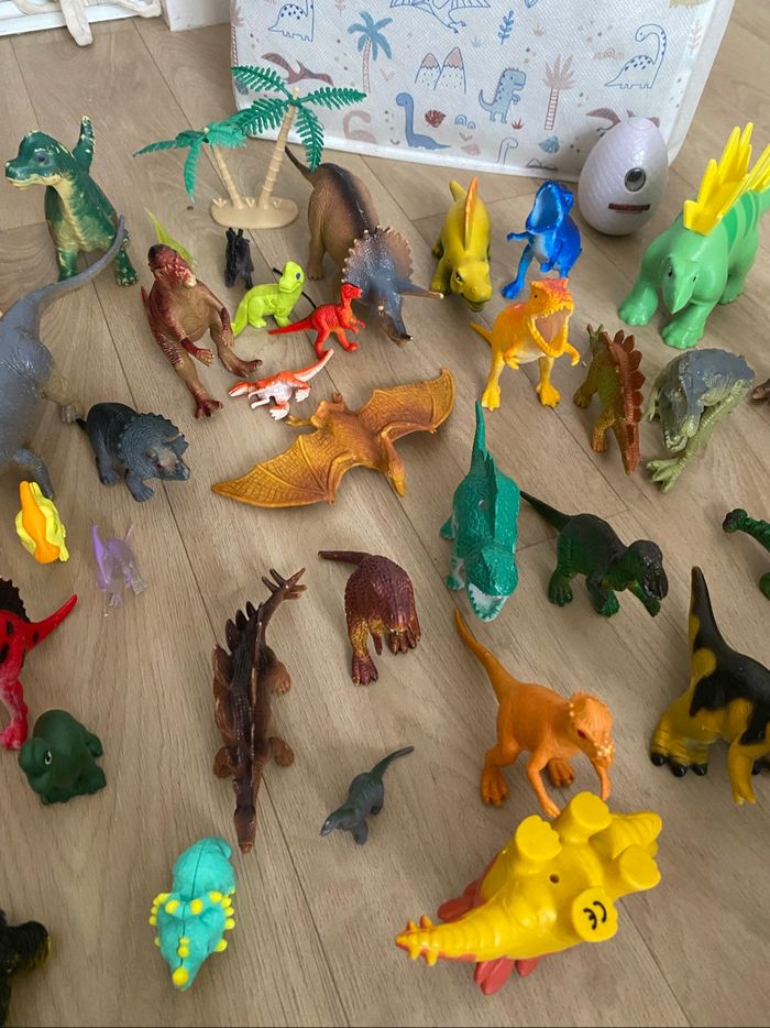 Lot de dinosaures - photo numéro 4