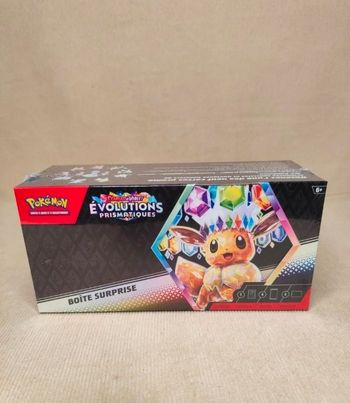 Pokemon coffre5 surprise 8.5 evolutions prismatiques