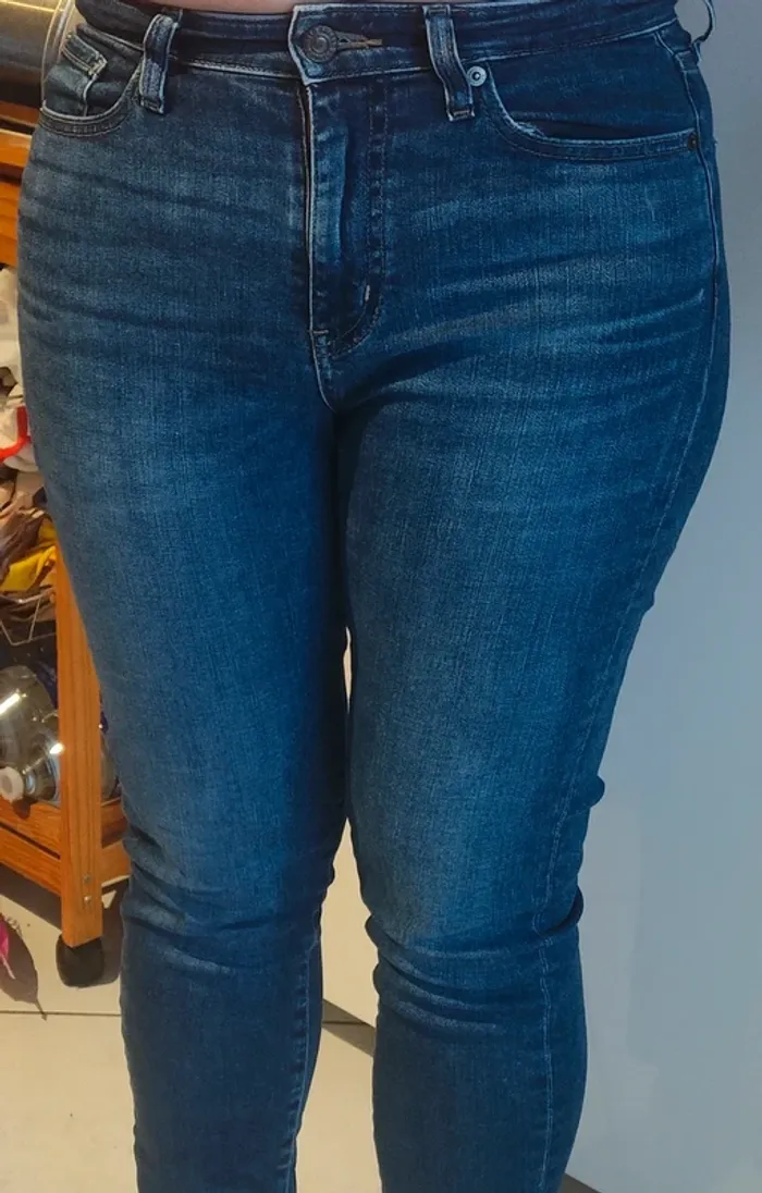 Jean Uniqlo droit taille haute taille 26 bleu - photo numéro 3