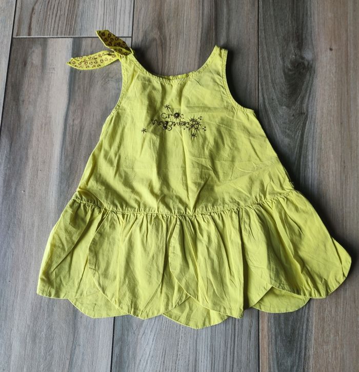 Robe Jean Bourget 18 mois impeccable