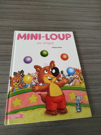 Mini-Loup au cirque