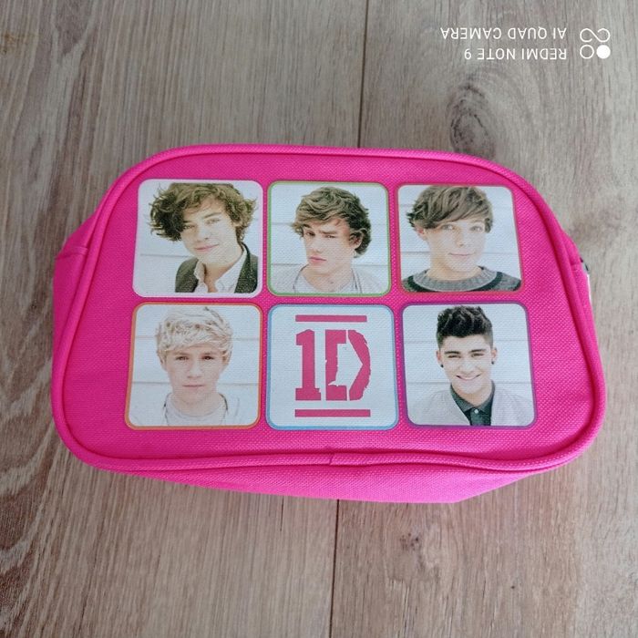 Trousse rose One Direction - photo numéro 2