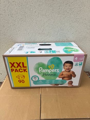 Couches Pampers harmonie taille 4