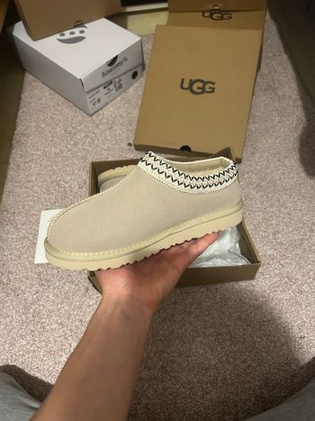 Ugg tasman