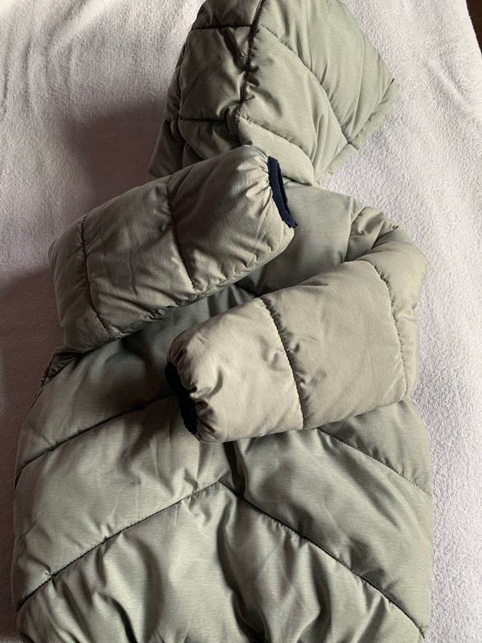 Doudoune grise Kiabi T.36mois - photo numéro 4
