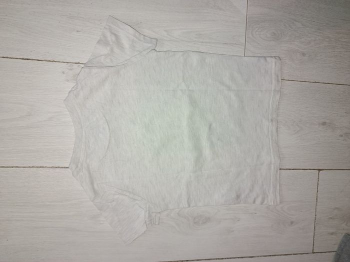 T-shirt manche courte 4ans - photo numéro 3