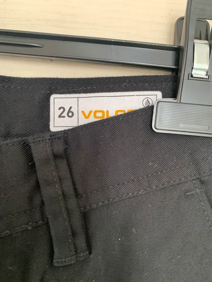 Pantalon volcom noir - photo numéro 2