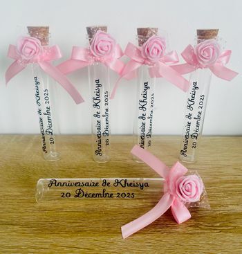 Tube à dragées en verre anniversaire | cadeau personnalisé pour vos invités
