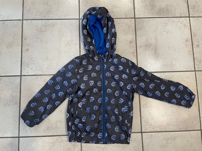 Veste coupe-vent Kiabi 6ans