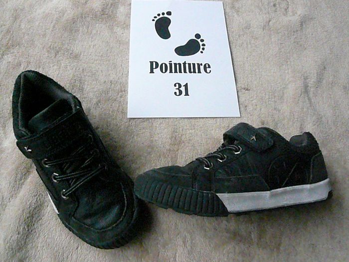 Chaussures basses noires – Pointure 31 - photo numéro 2