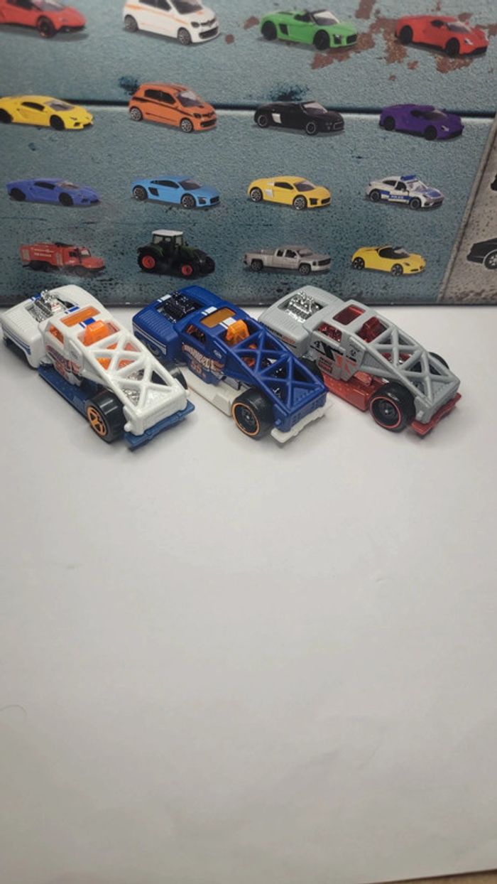 Lot de voitures hot wheels - photo numéro 2