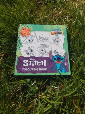 Petit livre de coloriage Disney Stitch