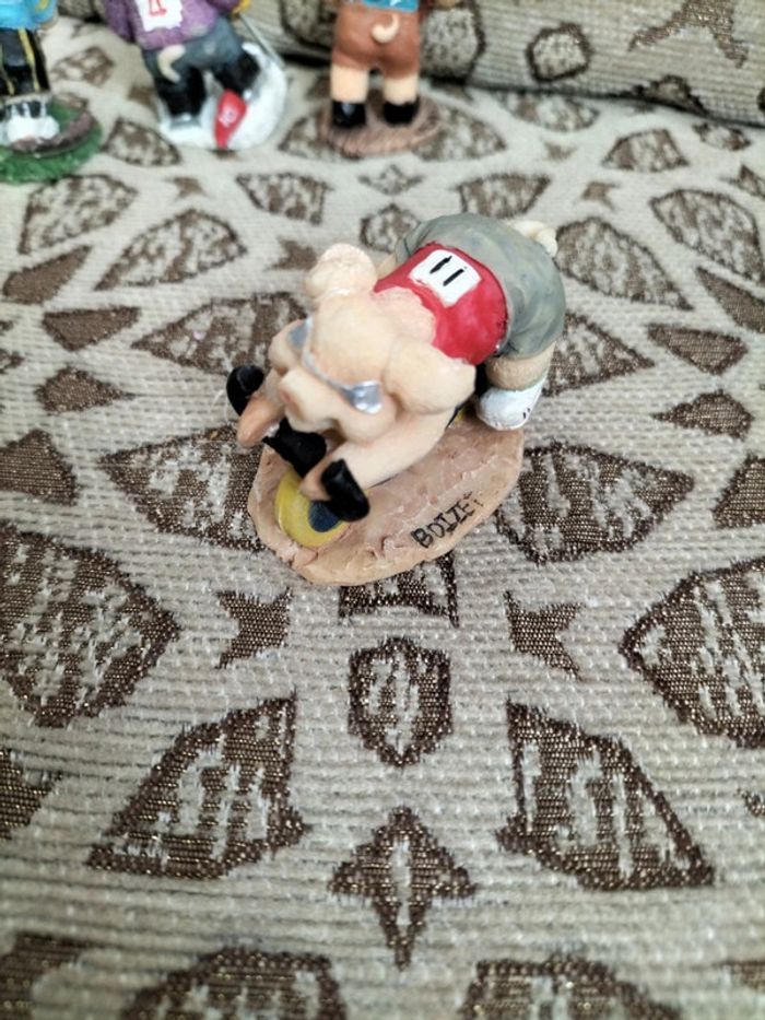 Figurine Sports cochon série Boizet (unité) - photo numéro 8