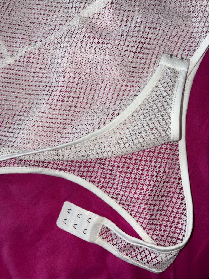 Body blanc écru ajouré M/L - photo numéro 9