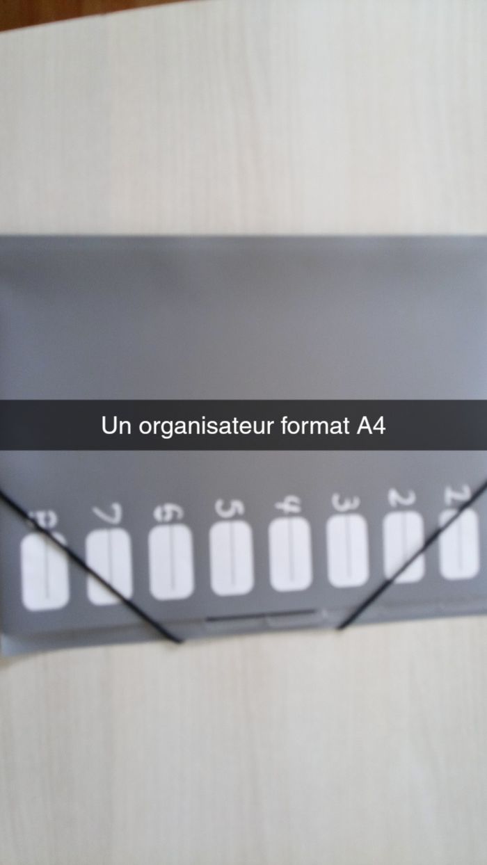 Gros lot d'affaires scolaires - photo numéro 6