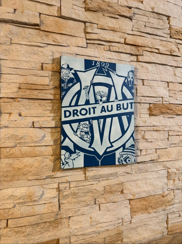 Tableau OM “Droit au but” version cartoon en toile 30x40cm - photo numéro 2