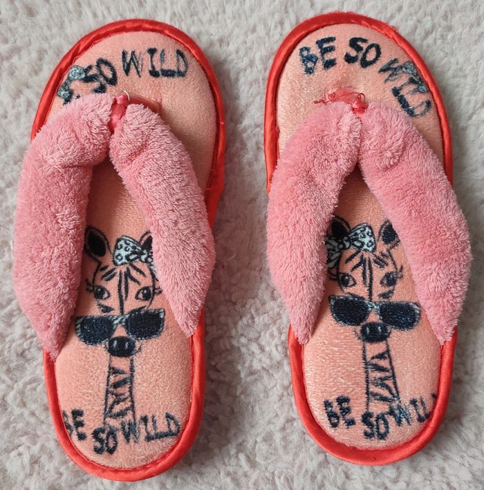 🩴 Tong Pointure 33🩴 - photo numéro 2