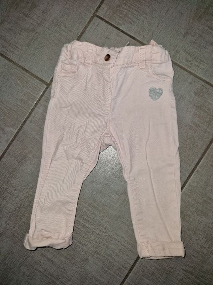 Jeans rose pâle 12 mois