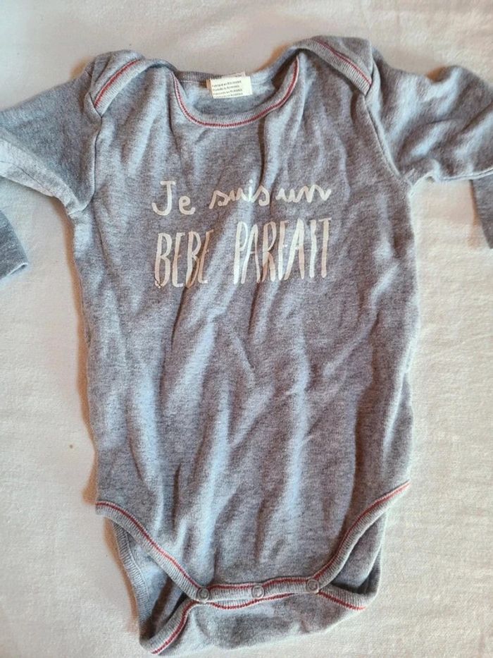 Lot de 16 vêtements 6 mois garcon - photo numéro 9
