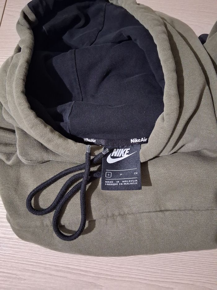 Hoodie nike taille S - photo numéro 4