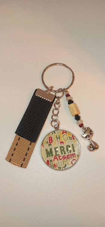 Cadeau atsem, porte clé message bijoux de sac " merci atsem"