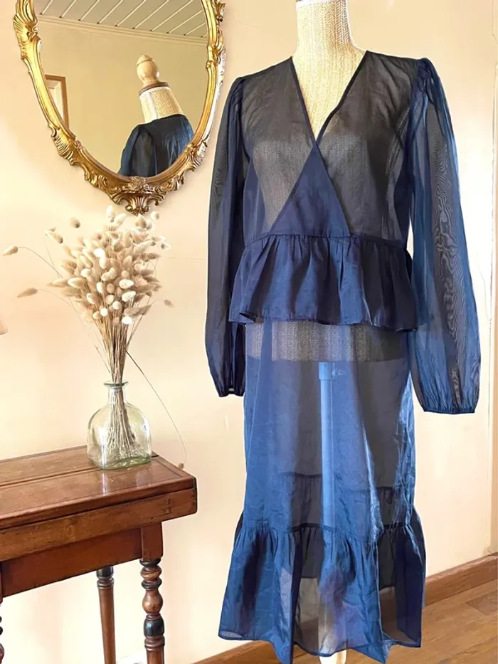 Robe Noire Transparente à Manches Longues – Monki – Neuf – Taille M