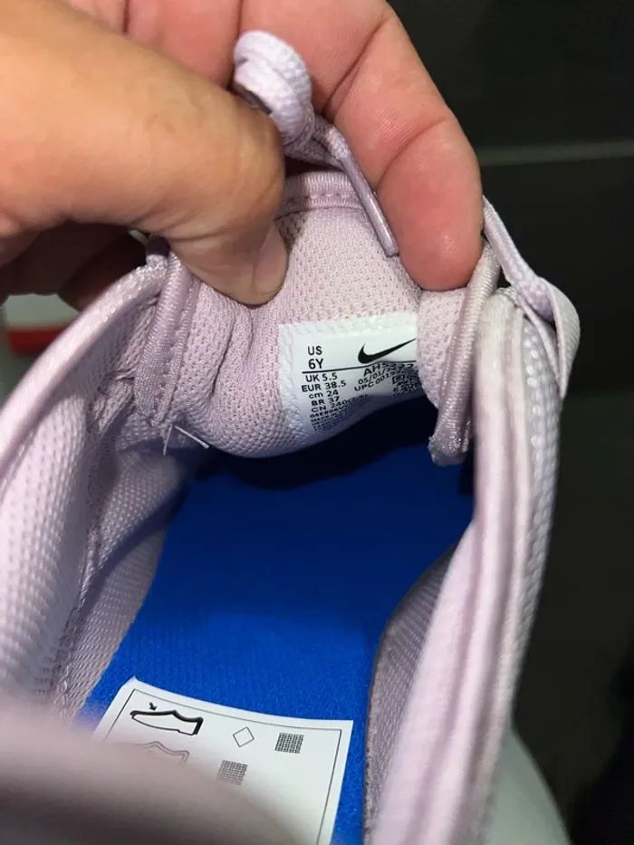 Basket Nike Air Max taille 38.5 femme - photo numéro 9