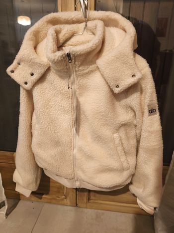 Veste Alo Femme taille S Neuve avec étiquette