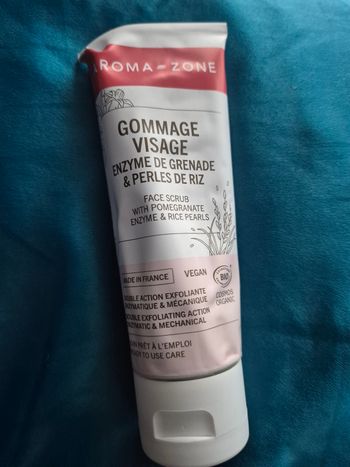 gommage visage aroma zone 50g
