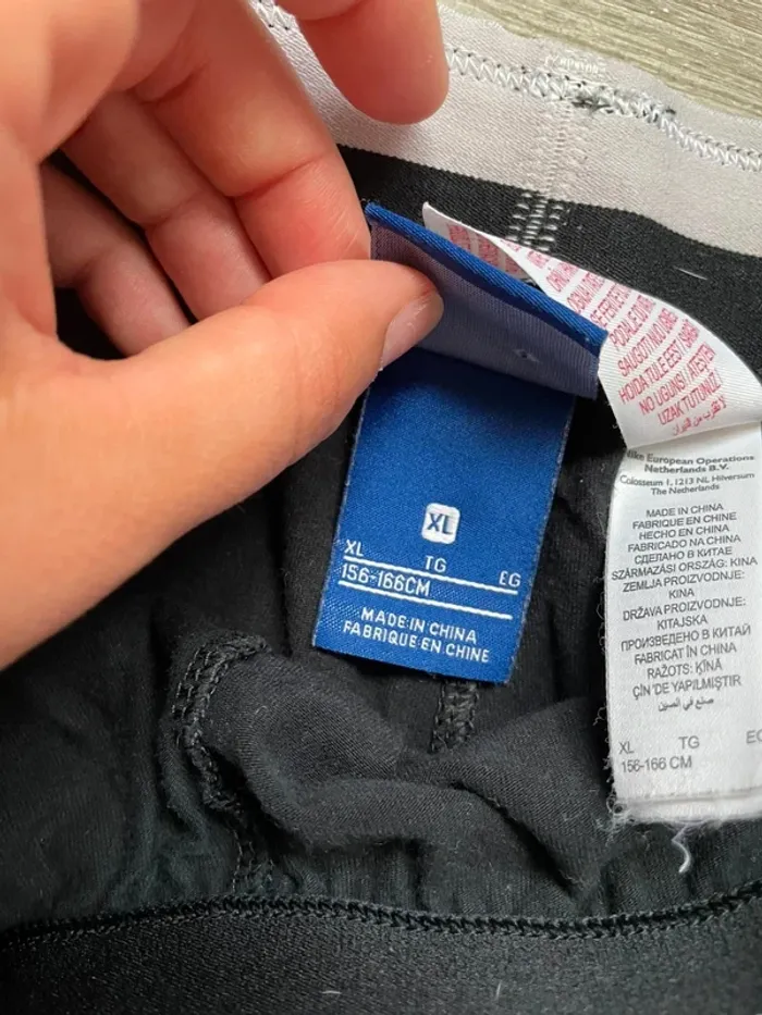 Legging de sport Nike Noir - Taille XL - photo numéro 4