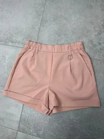 Short femme Berska rose taille S parfait état
