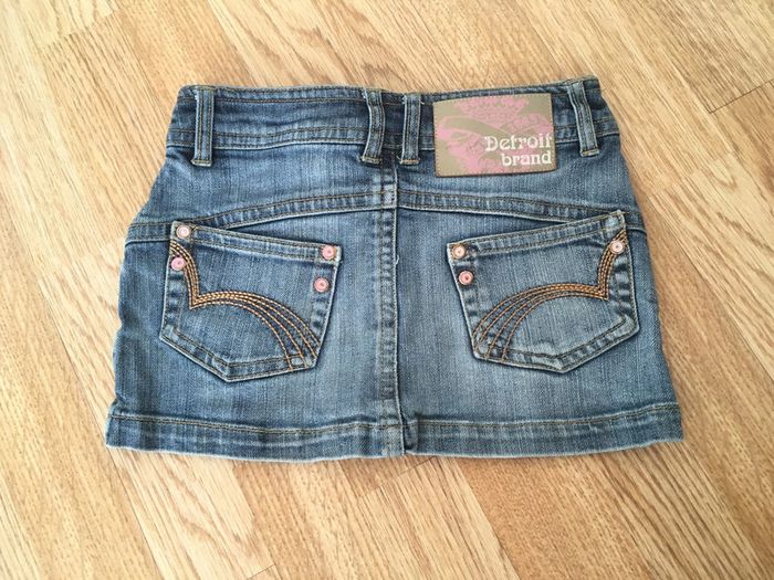 Jupe en jean (taille 128). - photo numéro 2