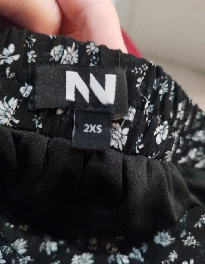 Jupe longue fleurie noir et blanc - photo numéro 6