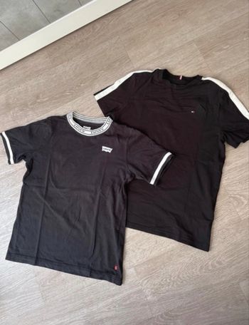 Lot 2 t-shirts Levis et Tommy Hilfiger