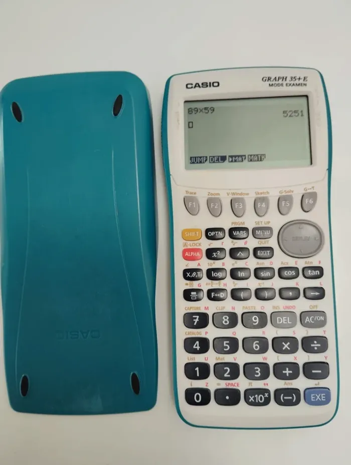 Calculatrice casio graph 35+ E