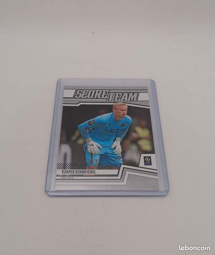 Carte Panini score Ligue 1 2022-23 Score Team Kasper Schmeichel n°19. - photo numéro 2