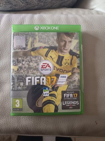 Jeu fifa17 Xbox one