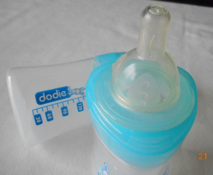 2 Biberons Dodie 150 ml 0-6 mois neufs - photo numéro 2