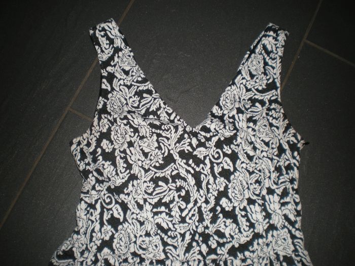 Robe Monny Mood taille M / 38 comme neuve - photo numéro 2